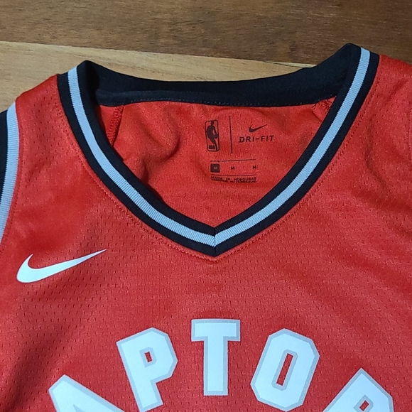 Toronto Raptors Jersey - Picture 2 of 4